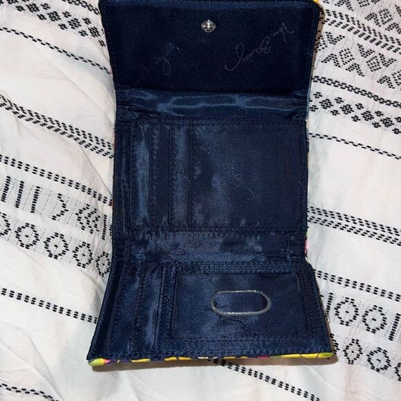 Vera Bradley Quilted Trifold Wallet – Colorful Floral Print - Picture 2 of 3